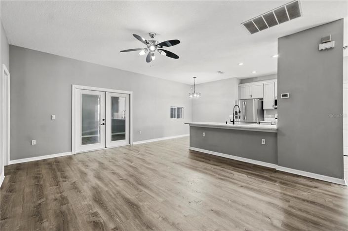 Image No.11-5 Bed House for sale