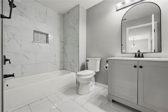 Image No.22-5 Bed House for sale