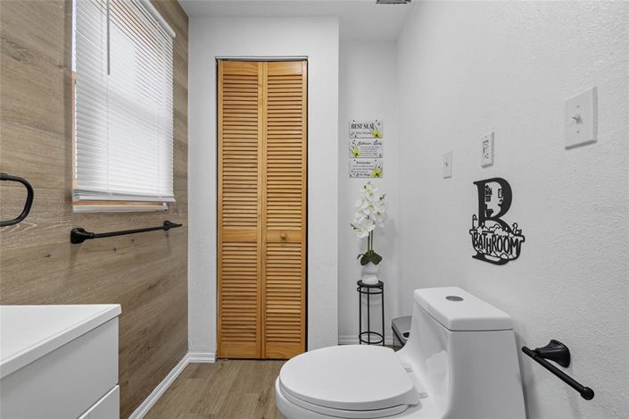 Image No.30-5 Bed House for sale