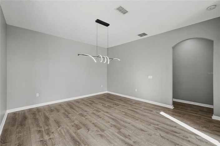 Image No.31-5 Bed House for sale