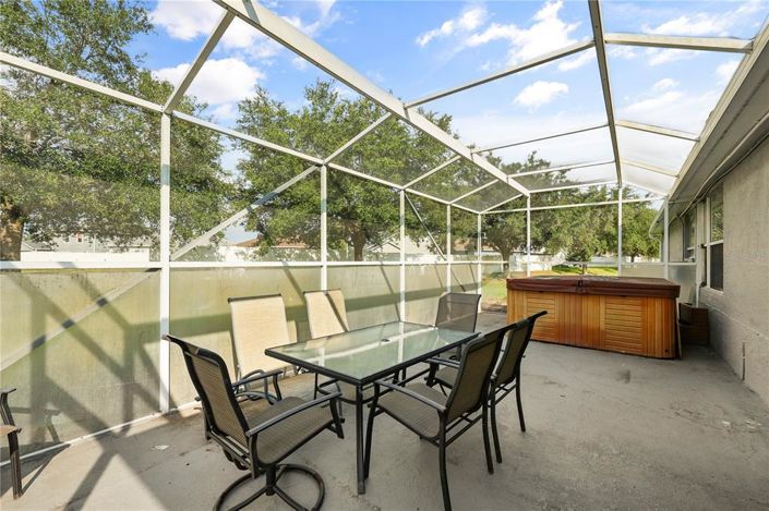 Image No.42-5 Bed House for sale