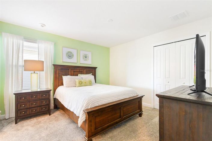 Image No.19-8 Bed House for sale