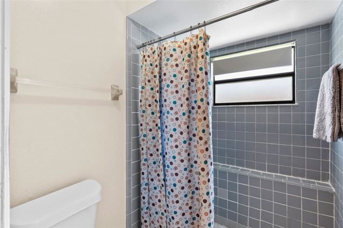 Image No.12-3 Bed House for sale