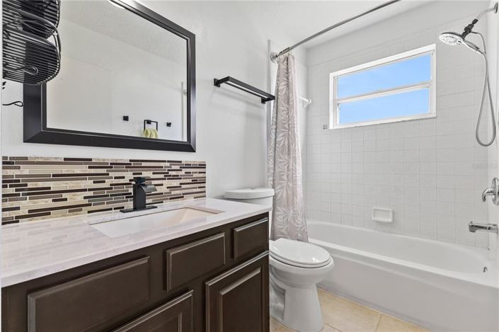 Image No.28-4 Bed House for sale