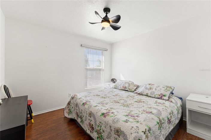 Image No.32-4 Bed House for sale