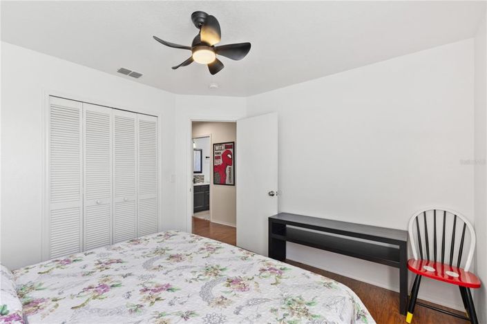 Image No.33-4 Bed House for sale