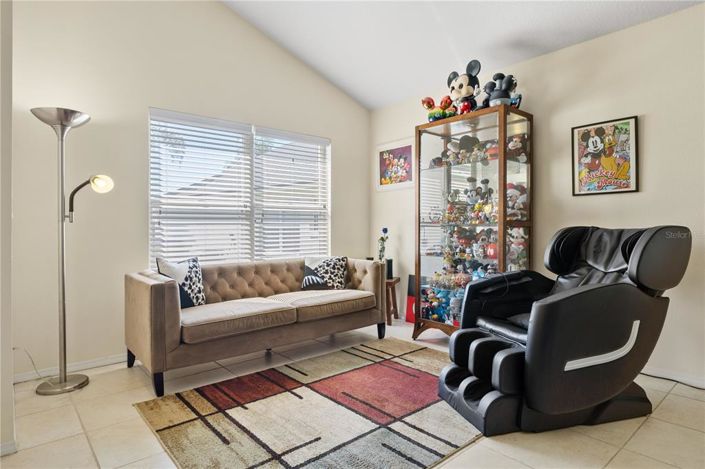 Image No.4-4 Bed House for sale