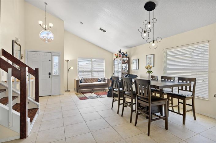 Image No.7-4 Bed House for sale