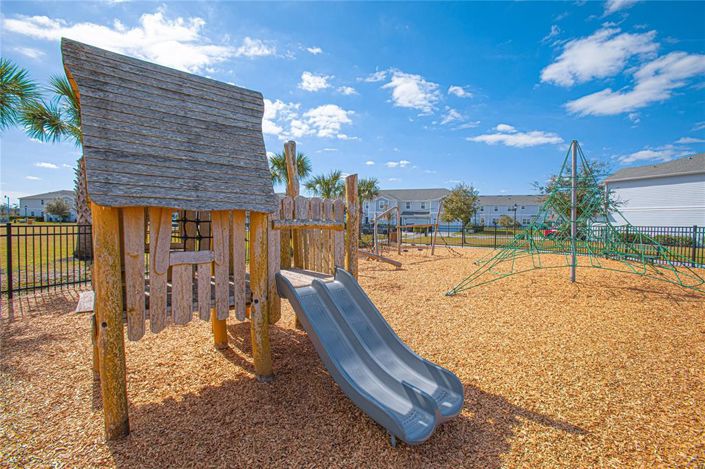 Image No.40-3 Bed Townhouse for sale