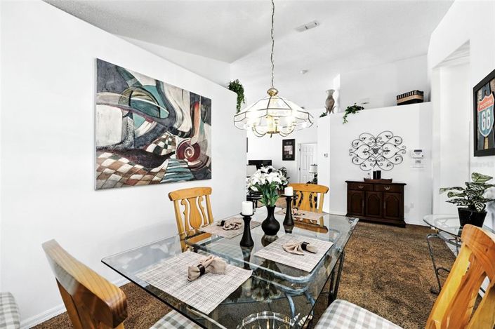 Image No.8-4 Bed House for sale