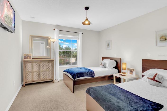 Image No.14-4 Bed Townhouse for sale