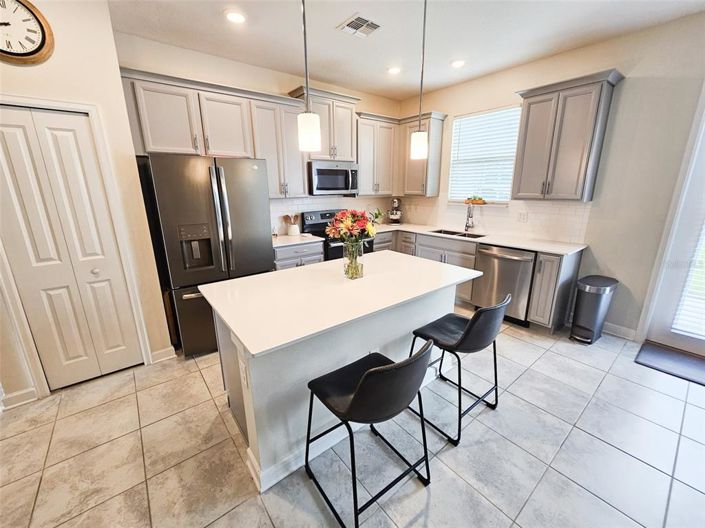 Image No.10-3 Bed Townhouse for sale