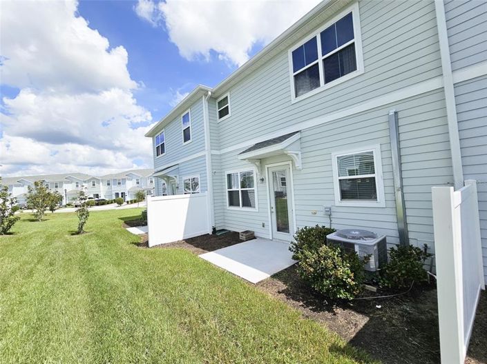 Image No.37-3 Bed Townhouse for sale