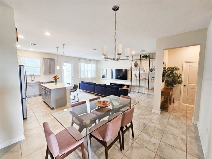 Image No.8-3 Bed Townhouse for sale