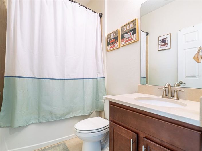 Image No.15-3 Bed House for sale