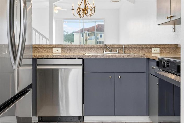 Image No.16-3 Bed Townhouse for sale