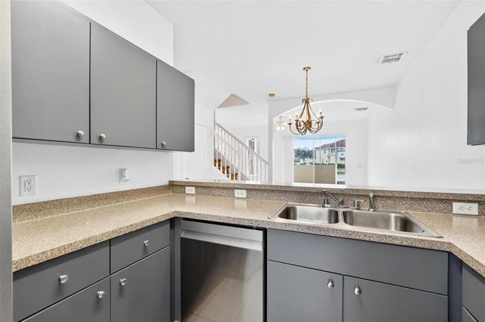 Image No.22-3 Bed Townhouse for sale