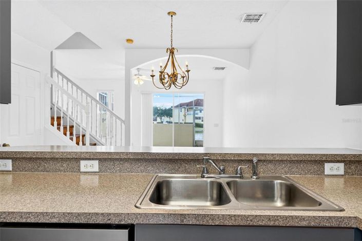 Image No.23-3 Bed Townhouse for sale