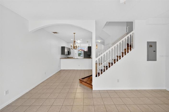 Image No.5-3 Bed Townhouse for sale