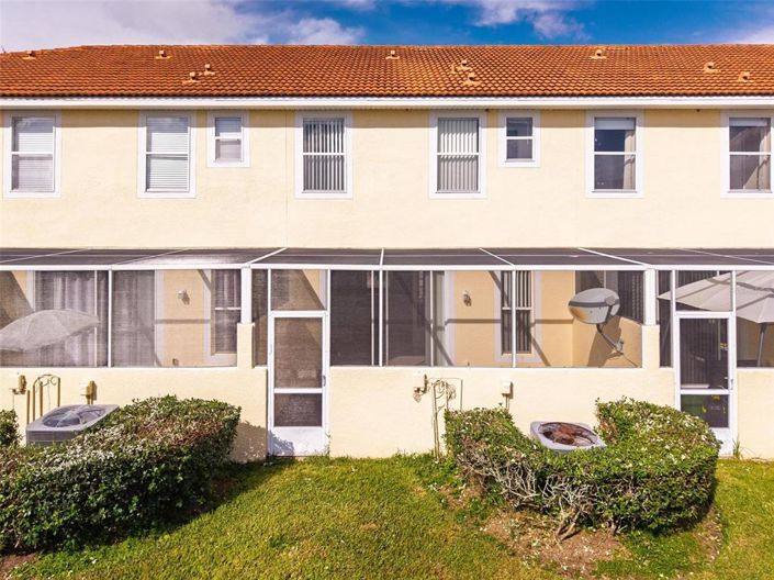 Image No.53-3 Bed Townhouse for sale