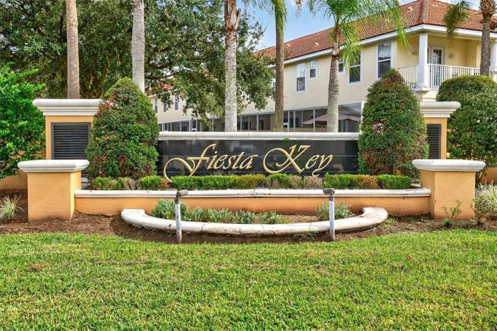 Image No.56-3 Bed Townhouse for sale