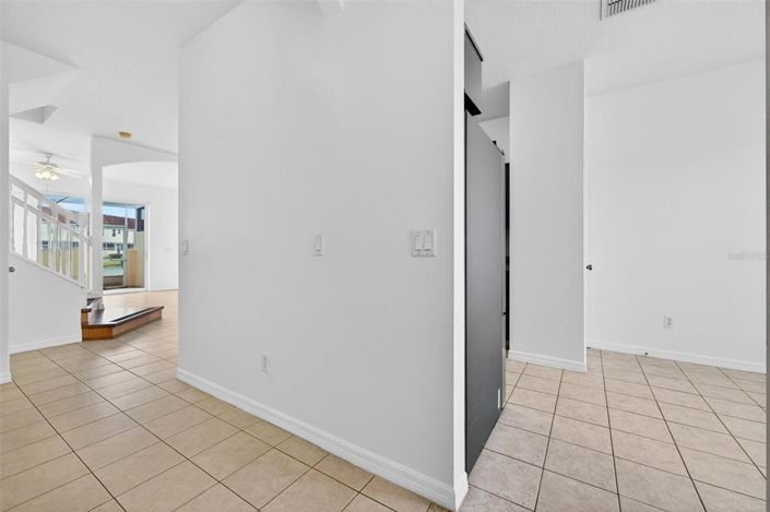 Image No.8-3 Bed Townhouse for sale