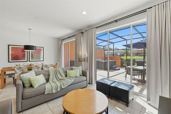 Image No.15-3 Bed Townhouse for sale