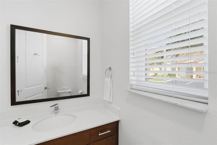 Image No.19-3 Bed Townhouse for sale