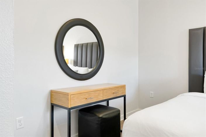 Image No.31-2 Bed Townhouse for sale