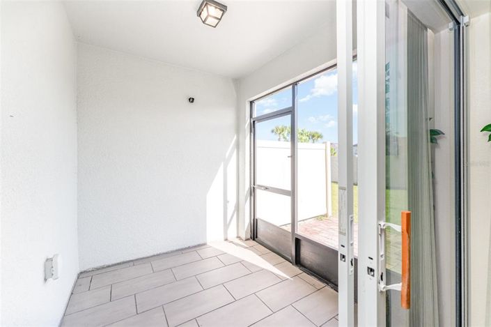 Image No.17-4 Bed Townhouse for sale