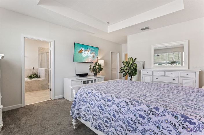 Image No.14-3 Bed Townhouse for sale