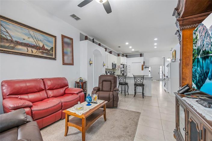 Image No.18-3 Bed House for sale