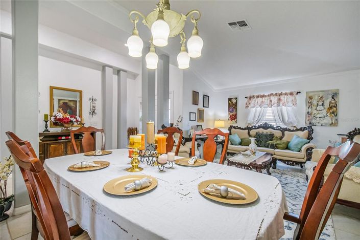 Image No.19-3 Bed House for sale