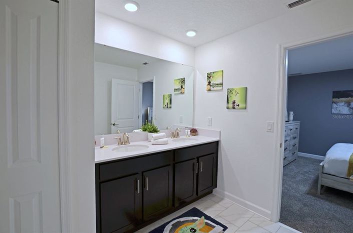 Image No.55-8 Bed House for sale