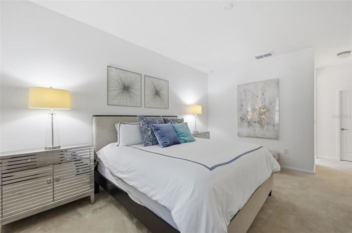 Image No.10-6 Bed House for sale