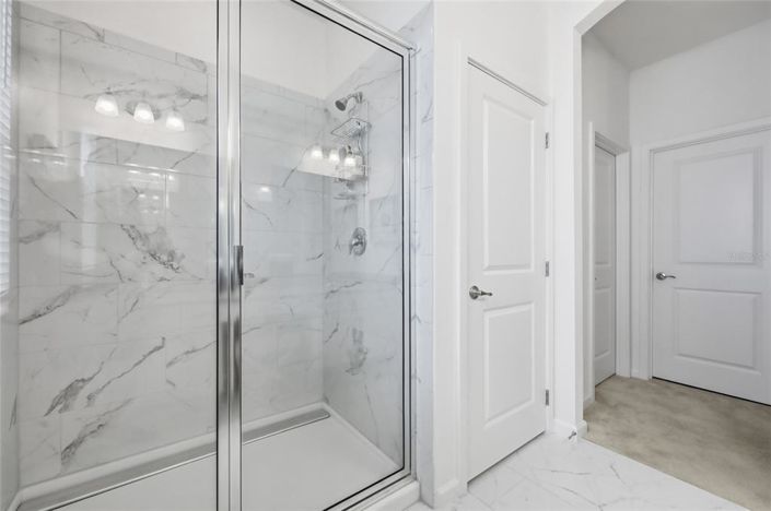 Image No.12-6 Bed House for sale