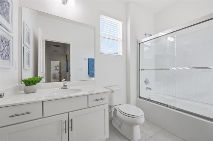 Image No.25-6 Bed House for sale