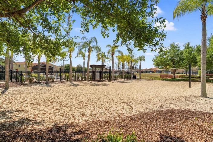 Image No.34-6 Bed House for sale