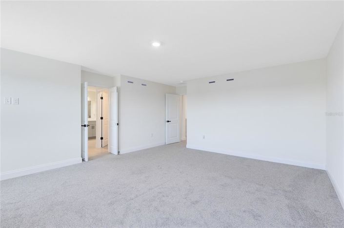 Image No.15-4 Bed House for sale