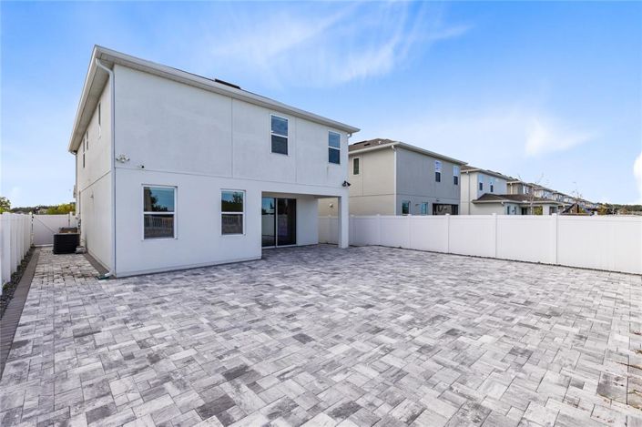 Image No.25-4 Bed House for sale