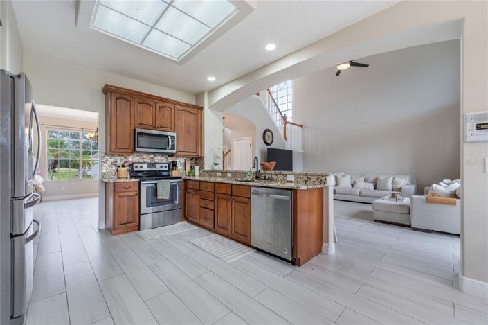 Image No.5-4 Bed House for sale