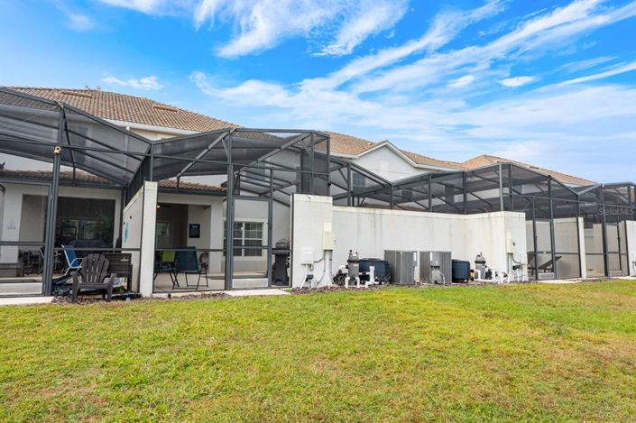 Image No.30-4 Bed Townhouse for sale