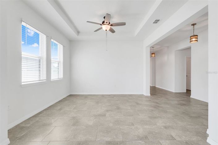 Image No.11-4 Bed House for sale