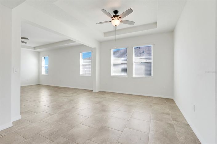 Image No.9-4 Bed House for sale