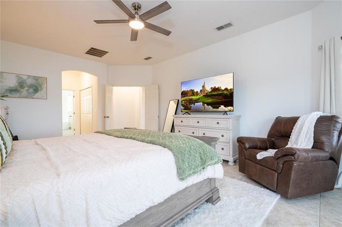 Image No.27-5 Bed House for sale