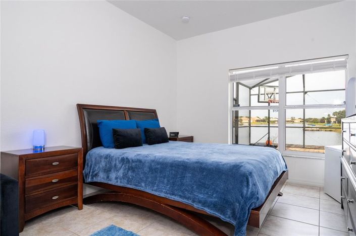 Image No.37-5 Bed House for sale