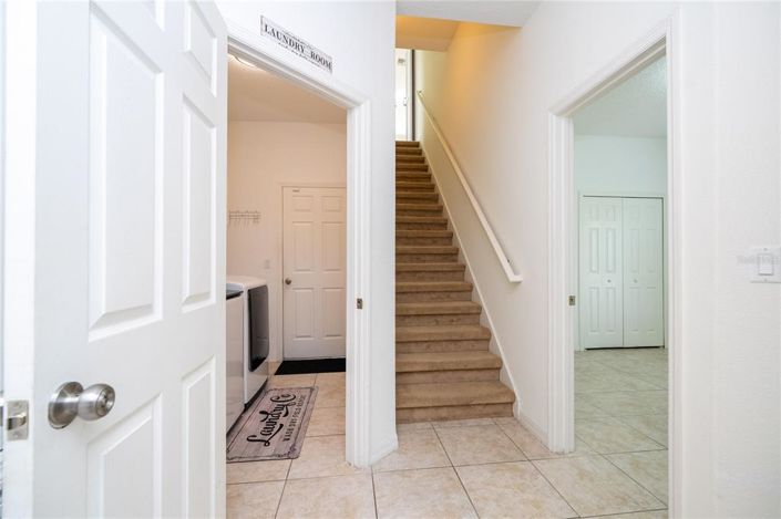 Image No.48-5 Bed House for sale