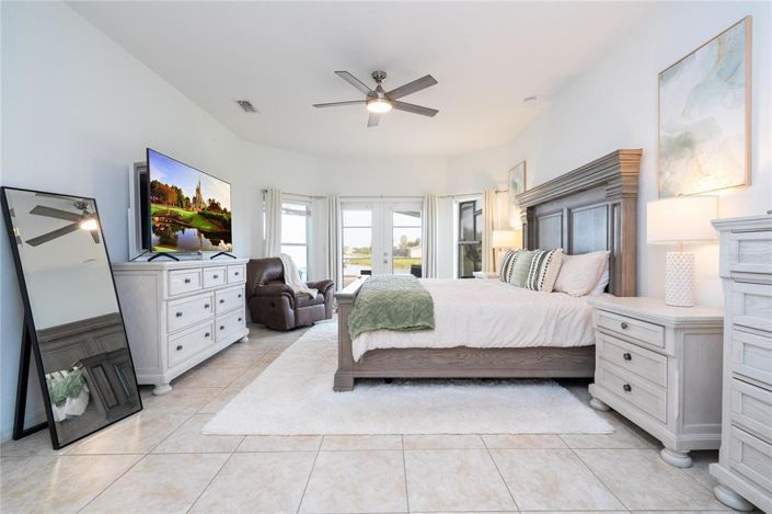 Image No.27-4 Bed House for sale