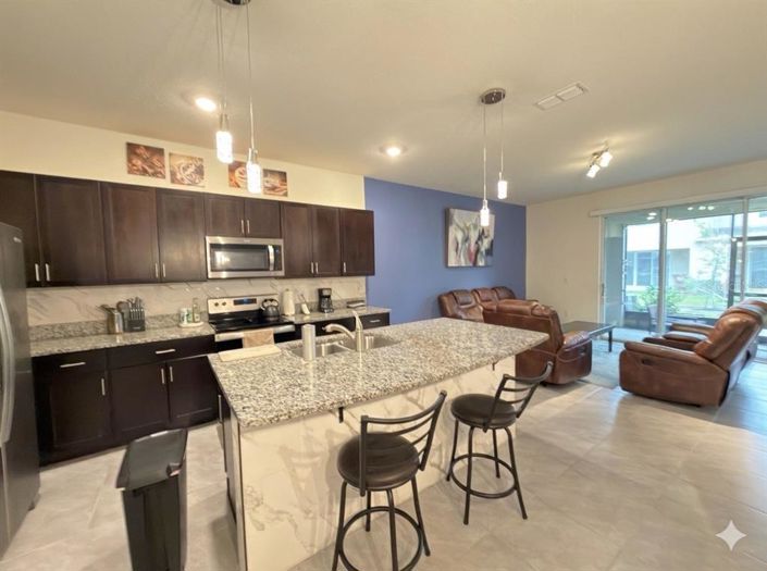 Image No.3-Maison de ville de 3 chambres à vendre à Saint John