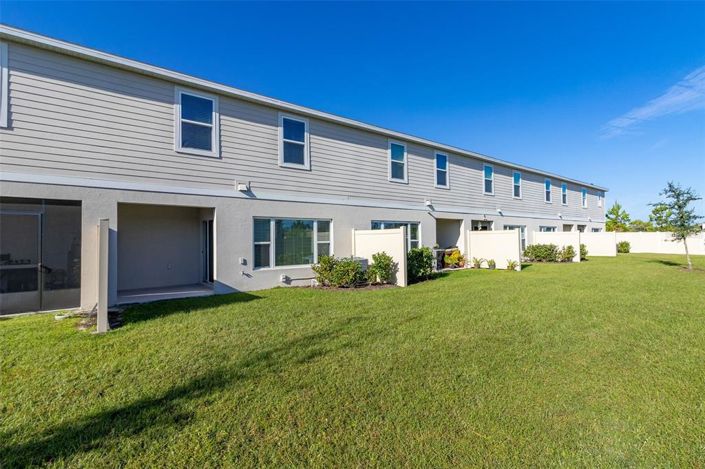 Image No.42-4 Bed Townhouse for sale